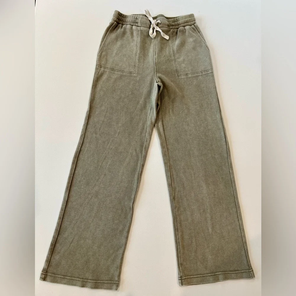Jane and Delancey Waffle Ribbed Olive Army Green Straight Leg Stretch Lounge - Picture 1 of 13